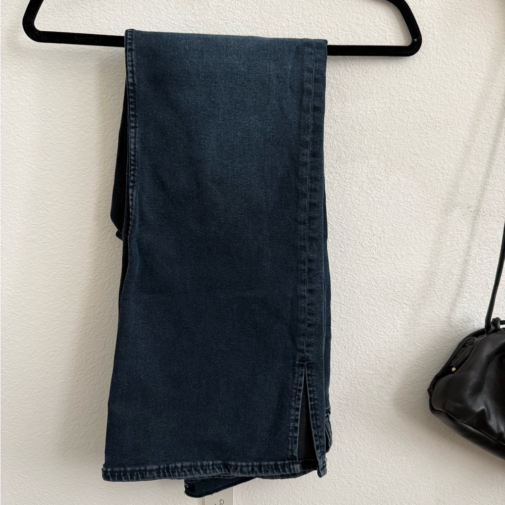 Calvin Klein high rise jeans with wide leg. - Picture 2 of 7